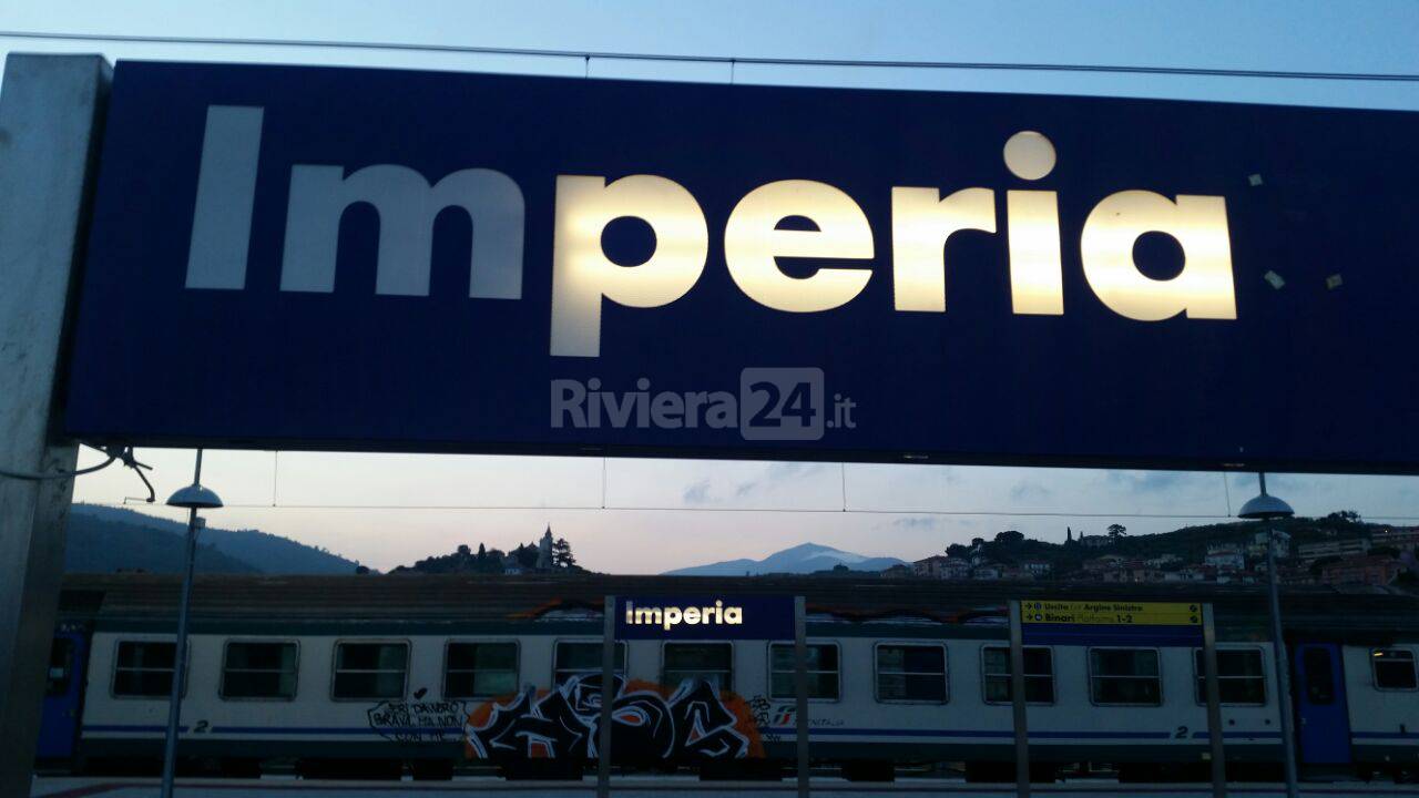 Stazione di Imperia, un cahier de doleance dei pendolari e cittadini