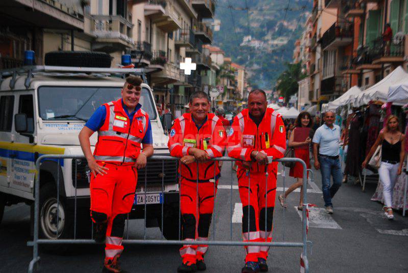 A Vallecrosia e Camporosso vince la musica: imponente dispositivo di sicurezza per sconfiggere il terrore