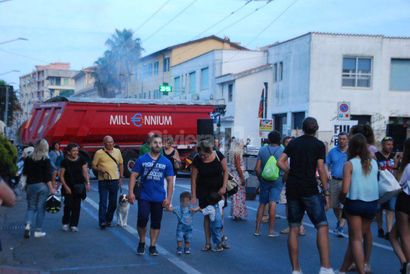 A Vallecrosia e Camporosso vince la musica: imponente dispositivo di sicurezza per sconfiggere il terrore