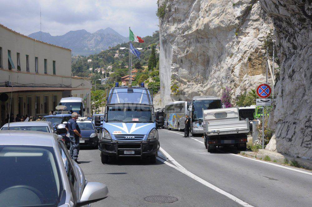 Ventimiglia, respingimenti alla frontiera di Ponte San Luigi