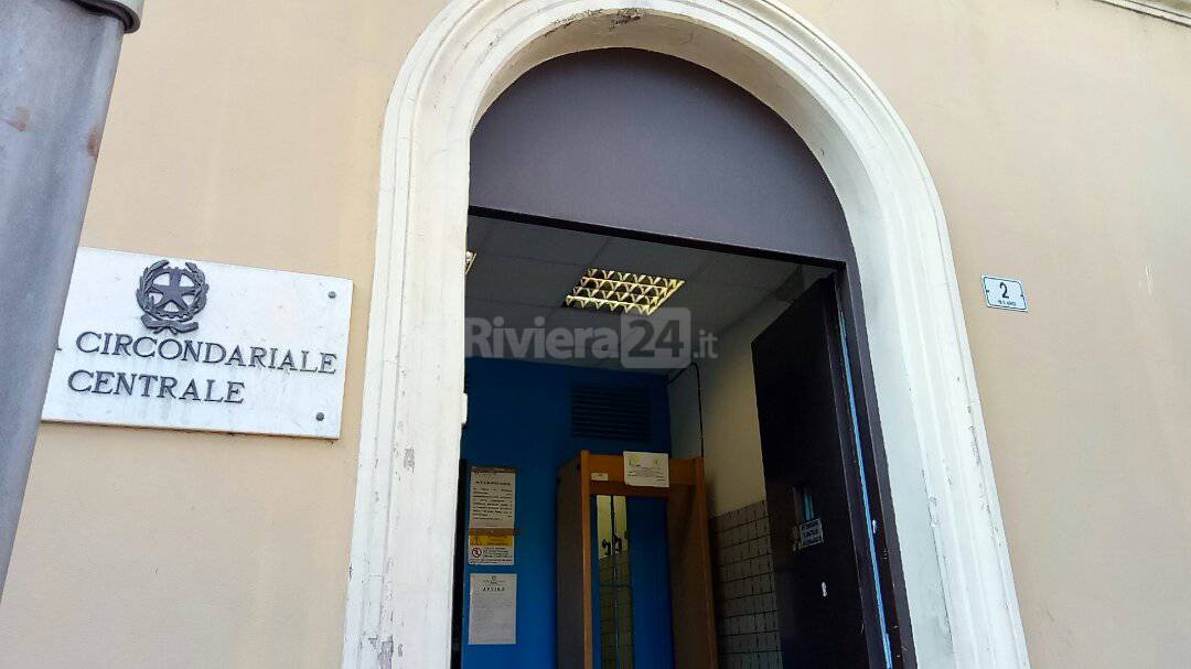 Carcere e focolai Covid, arriva anche a Imperia la “staffetta” dello sciopero della fame