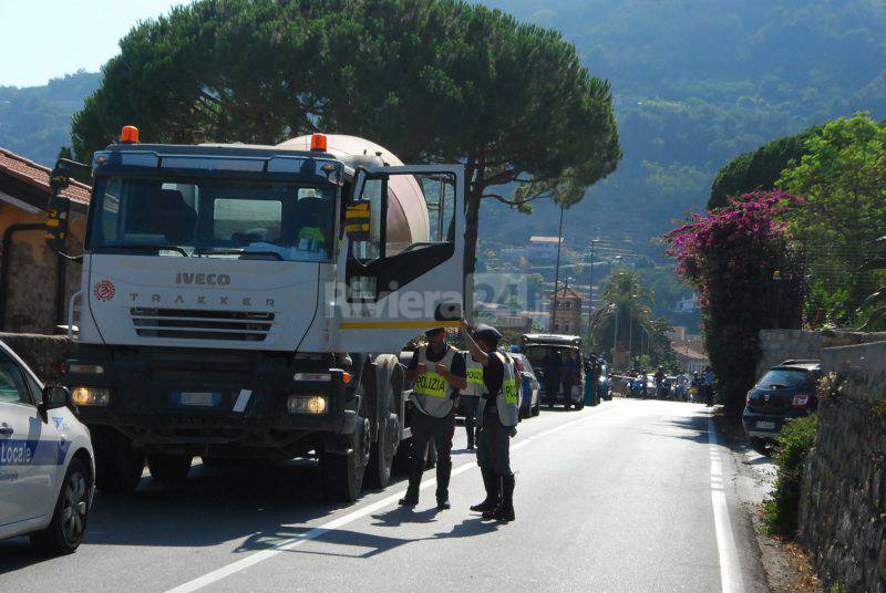 Ventimiglia, giovane migrante travolto da betoniera: morto sul colpo