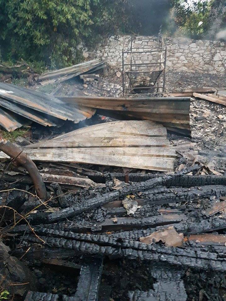 Ventimiglia, incendio prefabbricato ai Balzi Rossi