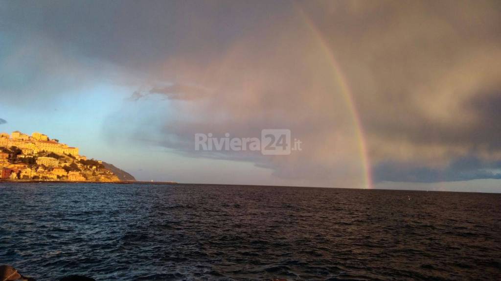 Lo spettacolo dell&#8217;arcobaleno a Borgo Prino