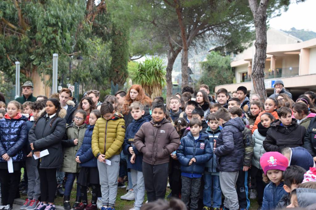 Vallecrosia ricorda la Shoah: autorità e studenti commemorano gli ebrei vittime del nazifascismo