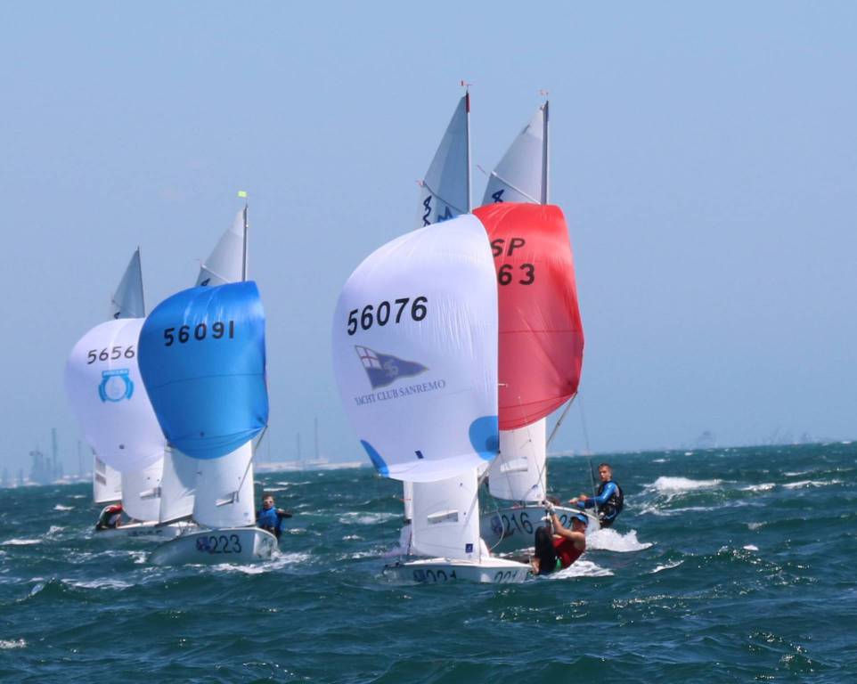 Medaglia d&#8217;argento per l&#8217;equipaggio dello Yacht Club Sanremo al Campionato del Mondo in Australia