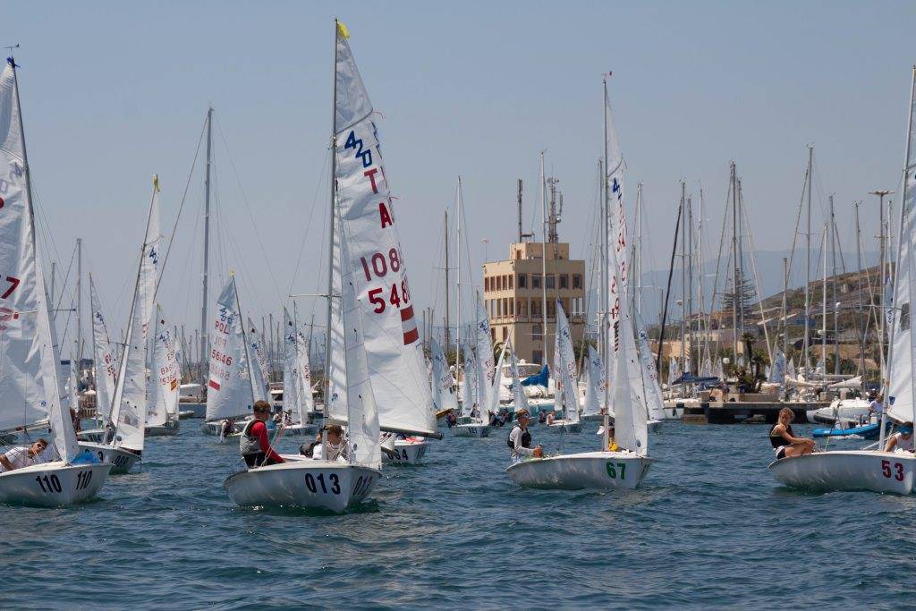 Santo Stefano al Mare, a Marina degli Aregai vanno in scena i Campionati Italiani Giovanili classe 420