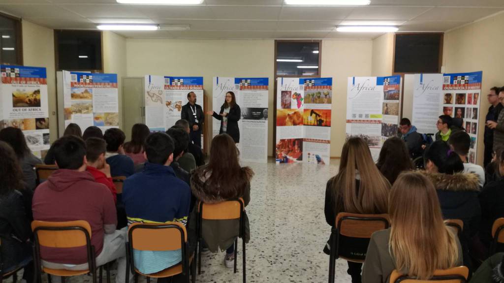 mostra all'istituto fermi polo