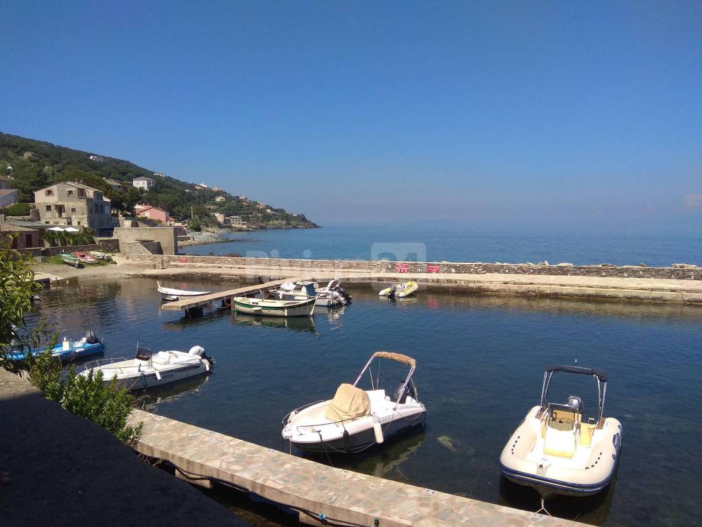 La Corsica davanti alla Liguria, un viaggio tra arte, storia e curiosità