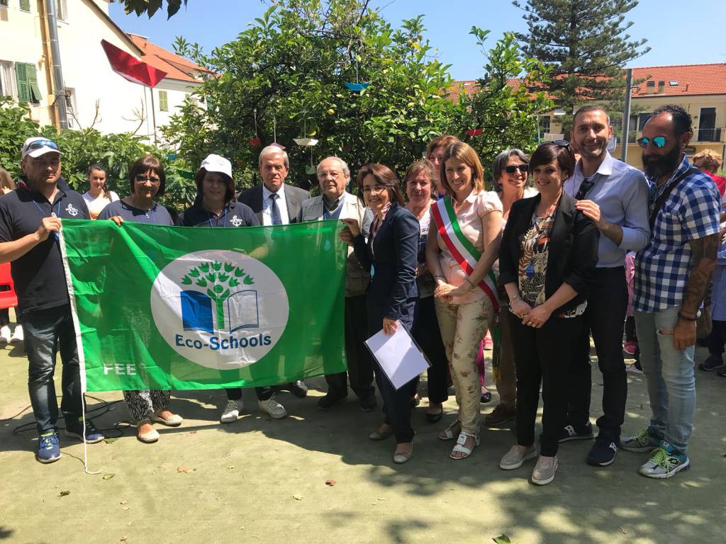 Taggia, assegnata alla scuola dell’infanzia e alla primaria la “Bandiera verde”