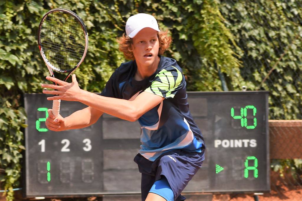 Bordighera, Jannik Sinner si allena al Piatti Tennis Center