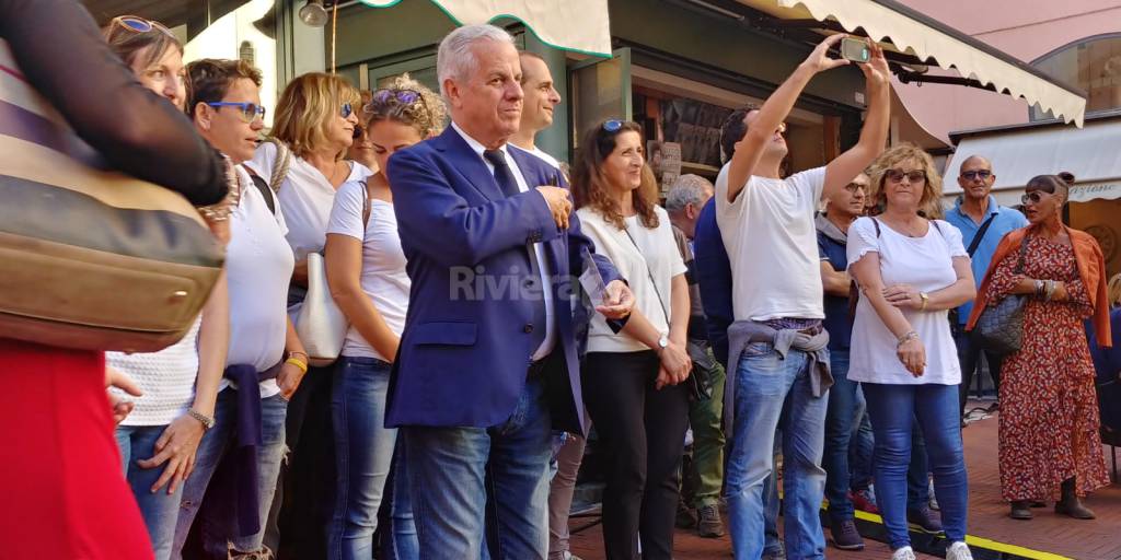 Con Claudio per Imperia, Scajola chiude la campagna elettorale con un "treno" di sostenitori