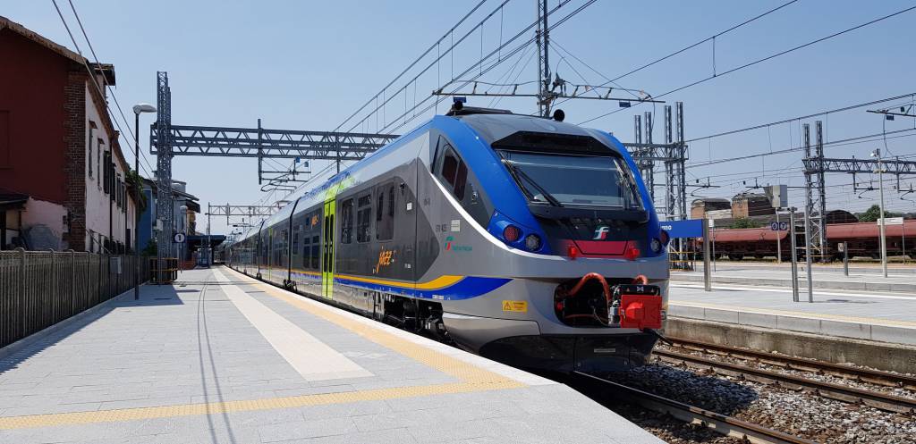 Dal 2 aprile tornano i “Treni del Mare” tra la Liguria e la Lombardia