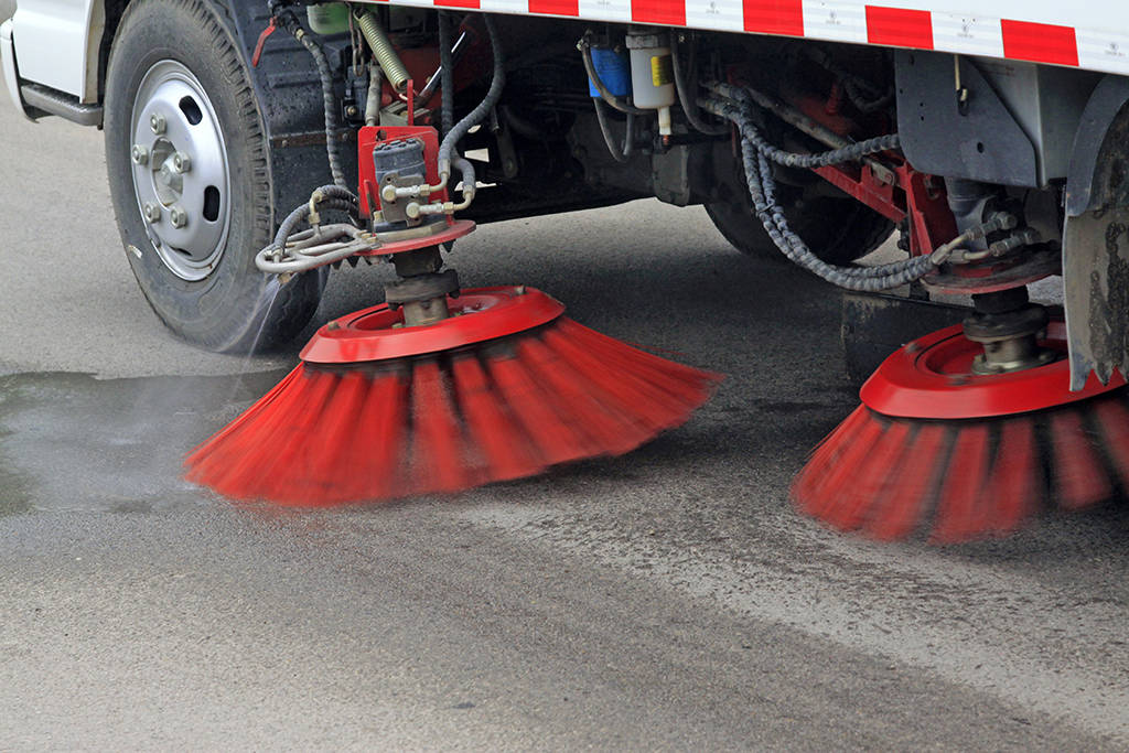 Lavaggio strade a Ventimiglia, modifiche al servizio in vista delle festività natalizie