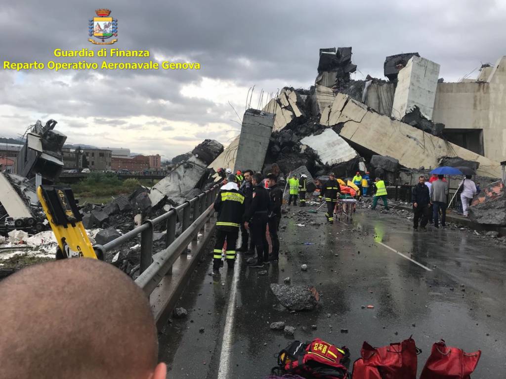 riviera24 - Genova, il crollo del ponte Morandi 