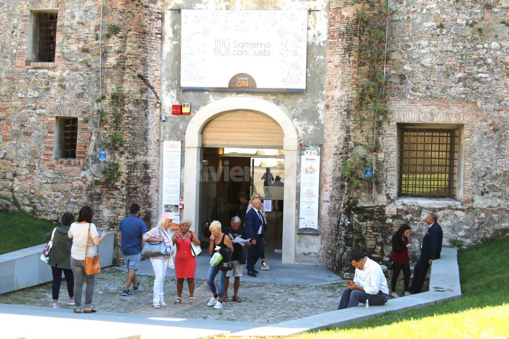 Dal pesto alla genovese al cacioricotta del Cilento, viaggio tra i sapori di “Sanremo con gusto”