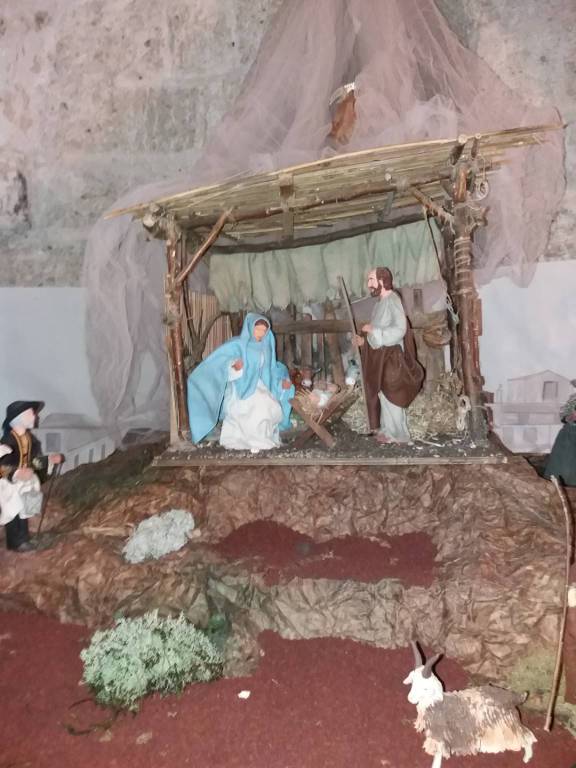 Ventimiglia, le immagini del Presepe Provenzale e i Presepi Poveri