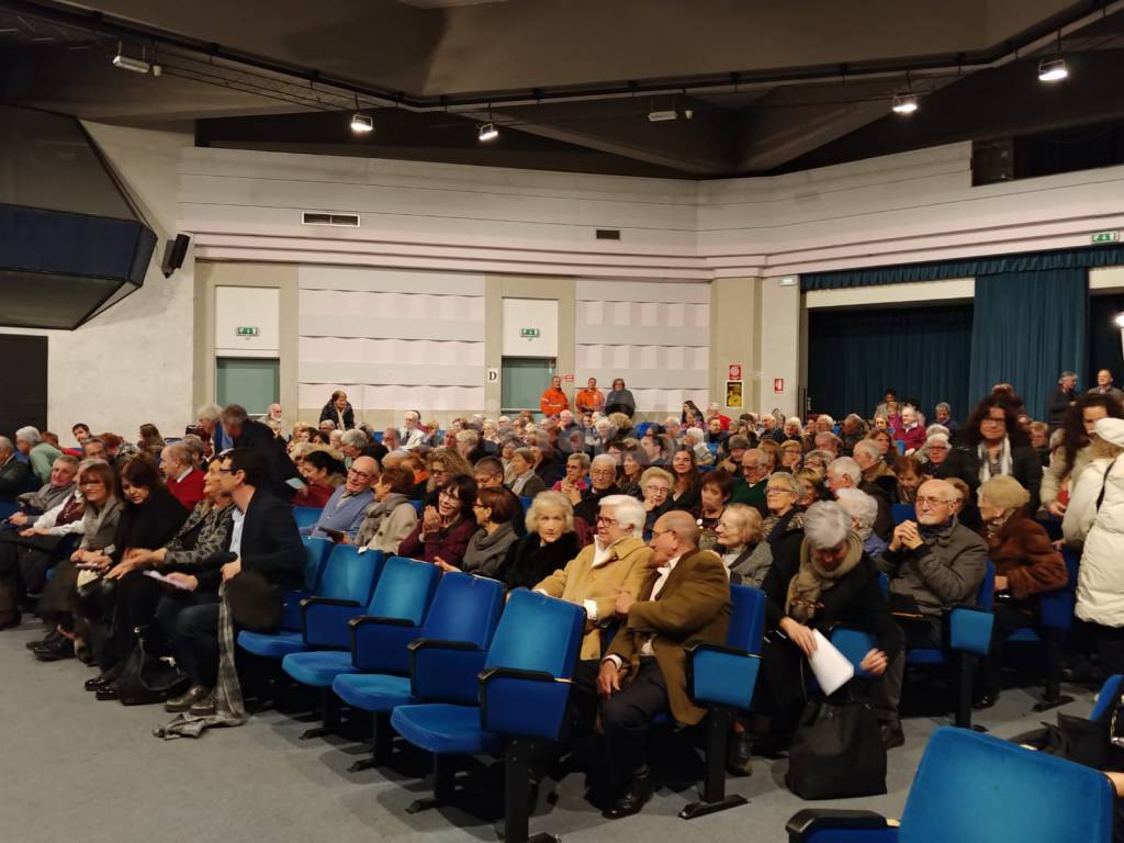 In duecentocinquanta per il ritorno dell'opera a Bordighera