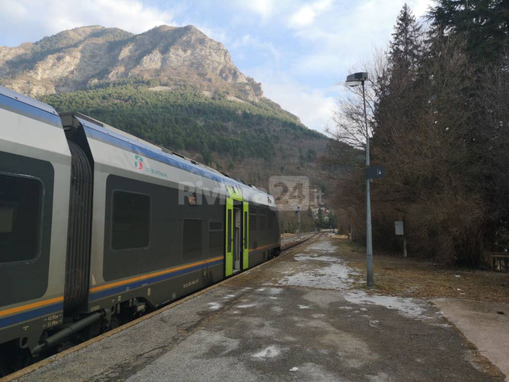 treno cuneo ventimiglia tenda trenitalia 