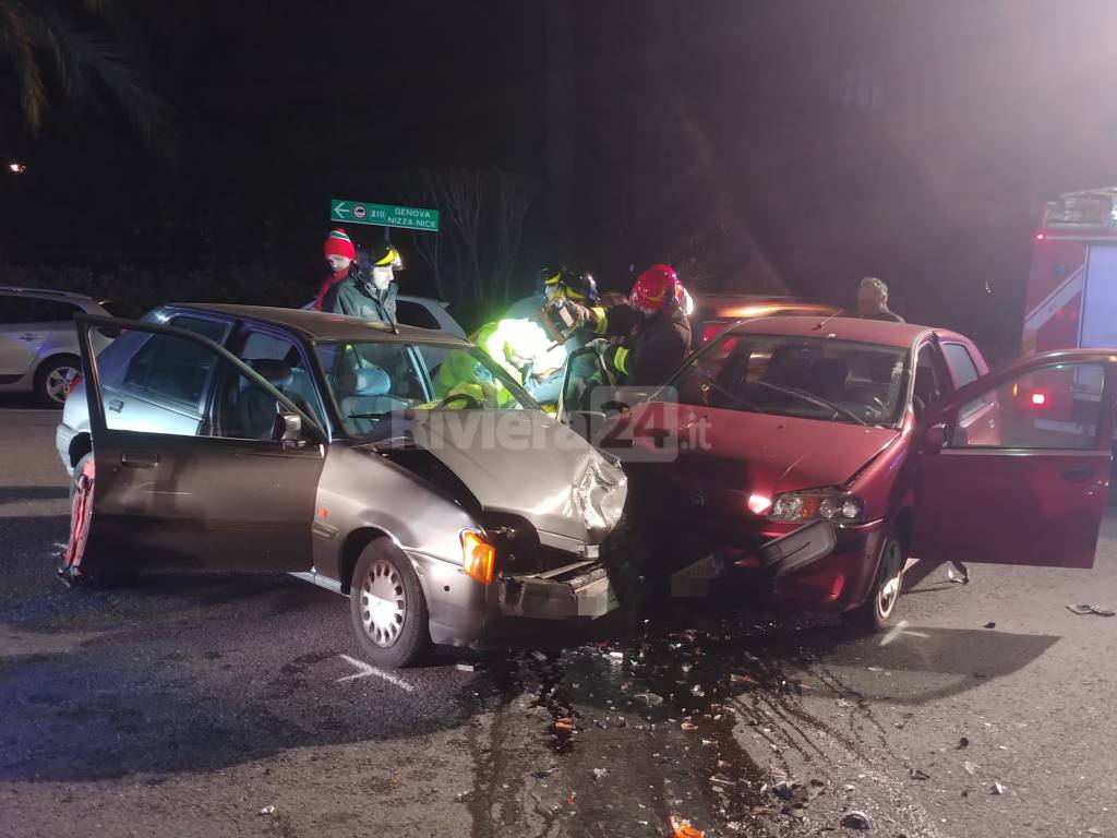 Incidente stradale piazza valgoi bordighera