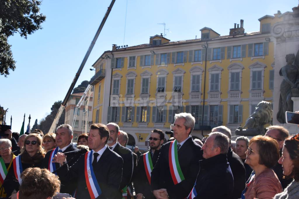 Nizza, francesi ed italiani si uniscono nel segno dell&#8217;amicizia tra popoli