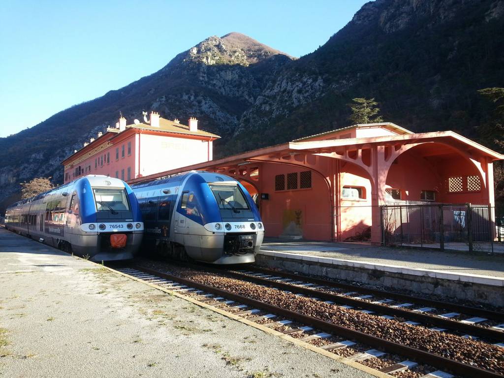 treno roya diesel sncf 