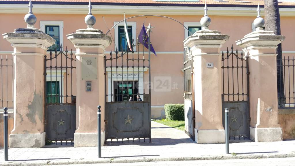 Imperia, sorpreso a cedere dose di eroina il pusher del “Marabutto” patteggia ed è già libero