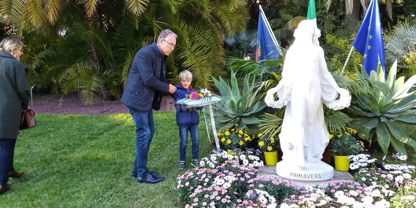 Nel primo giorno di primavera la statua della Dea Flora trova casa a Villa Ormond