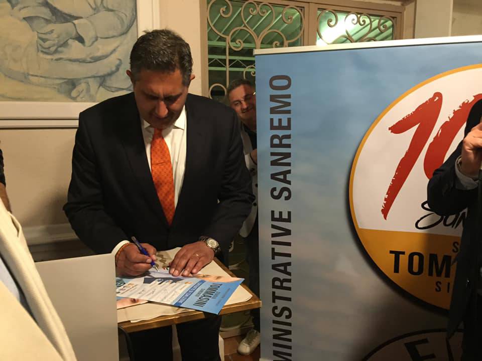 Sanremo, più di 600 persone per l'evento del centro destra unito con il governatore Toti