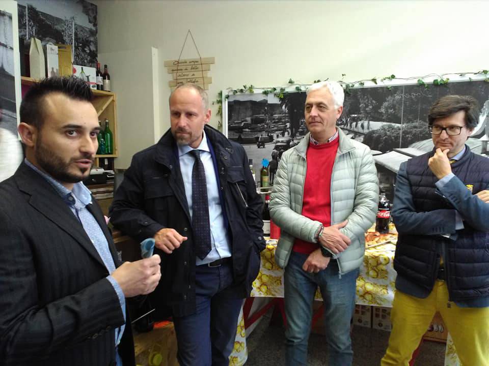 Sanremo, Tommasini e Santucci trai i residenti di via Pietro Agosti