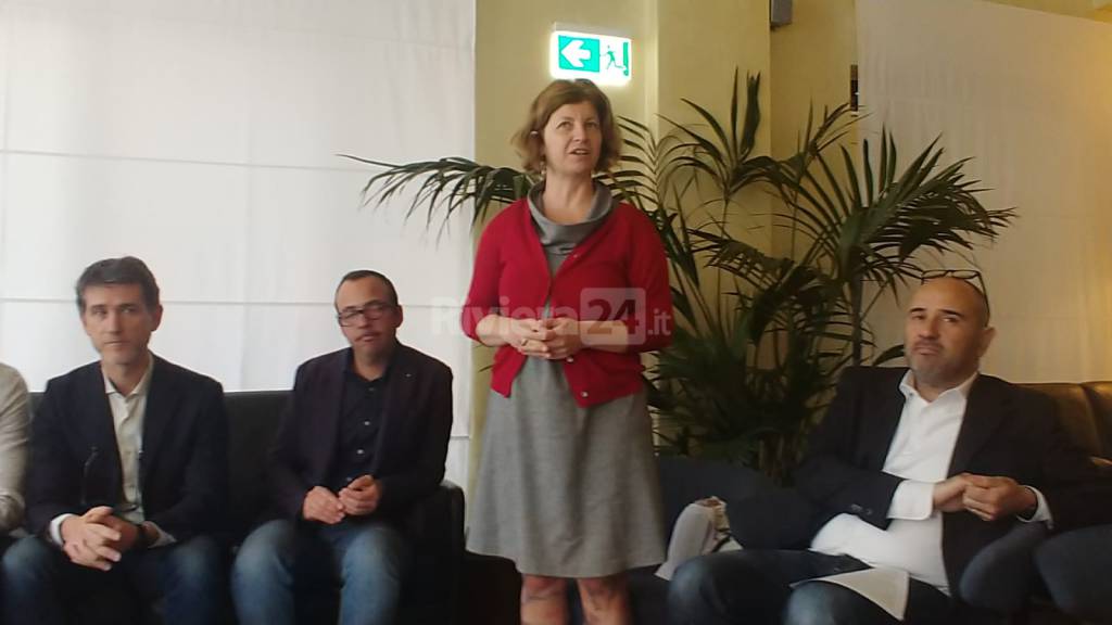 presentazione imperia al centro