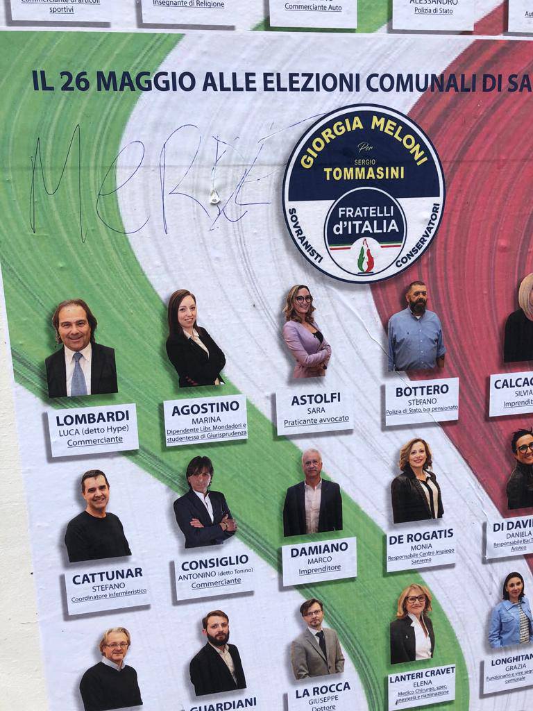 Sanremo, manifesti di Fratelli d’Italia imbrattati. Il segretario Gandolfi: «Fatto grave che mina la quiete di una campagna elettorale»