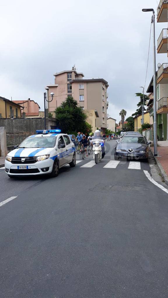 Vallecrosia, studenti della Sant&#8217;Anna &#8216;patentati&#8217; grazie al corso della polizia locale