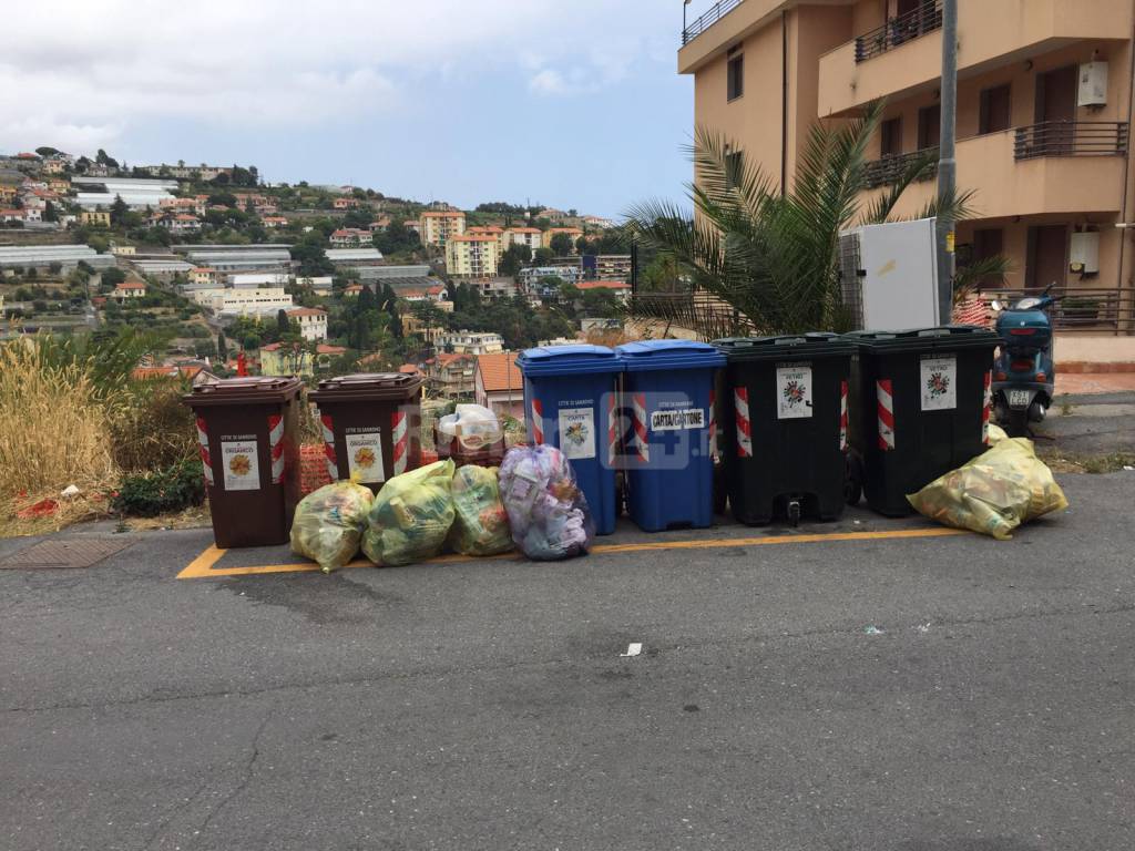 Degrado in strada carrozzabile San Lorenzo