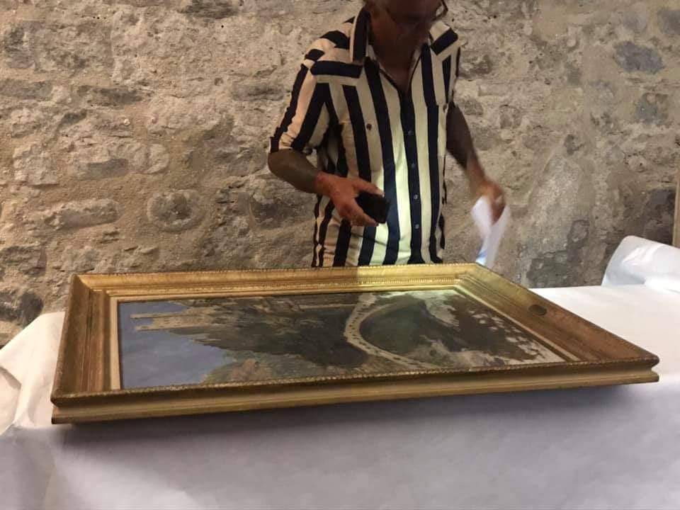 Dolceacqua dice addio a Monet. Opere scortate dai carabinieri