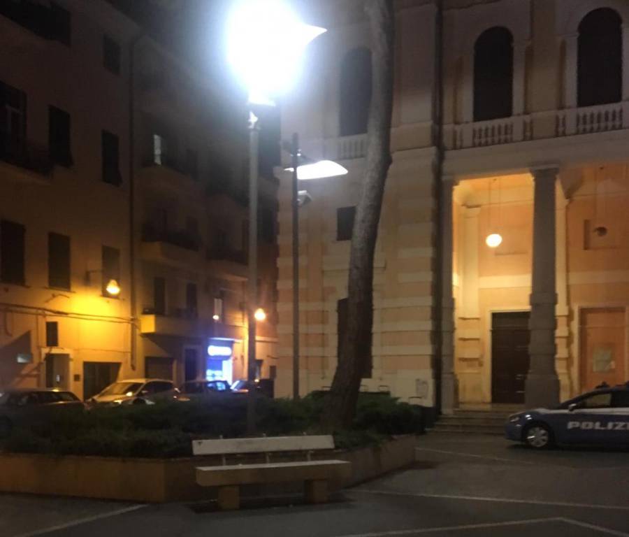 Imperia, scatta l’allarme alla biblioteca “Lagorio”:  sul posto la polizia