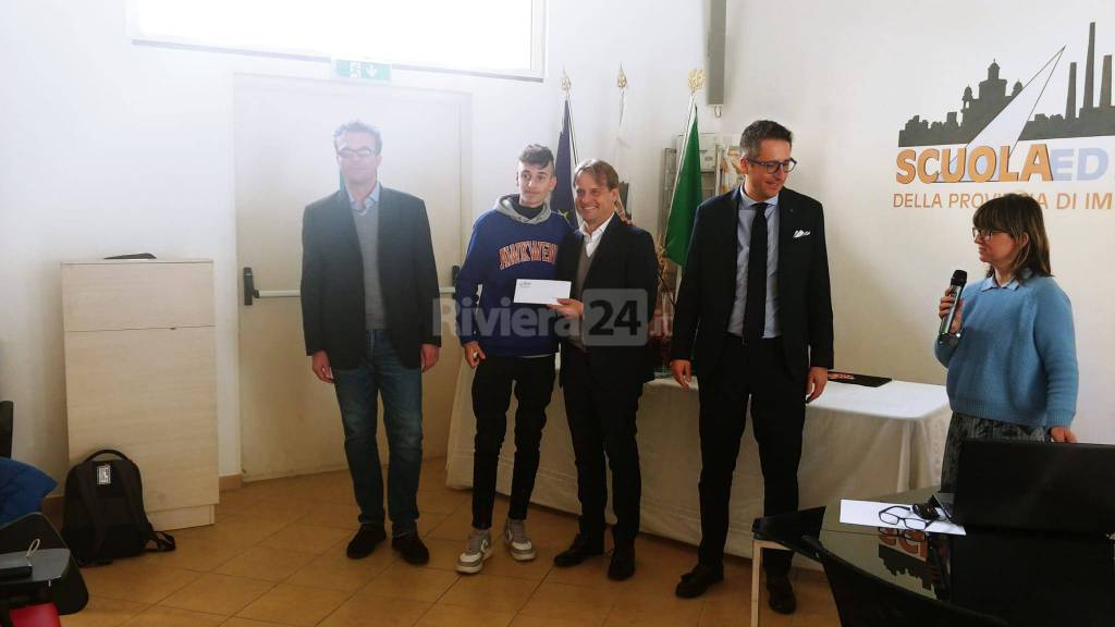 consegna Borse di Studio Arte Regione alla Scuola Edile