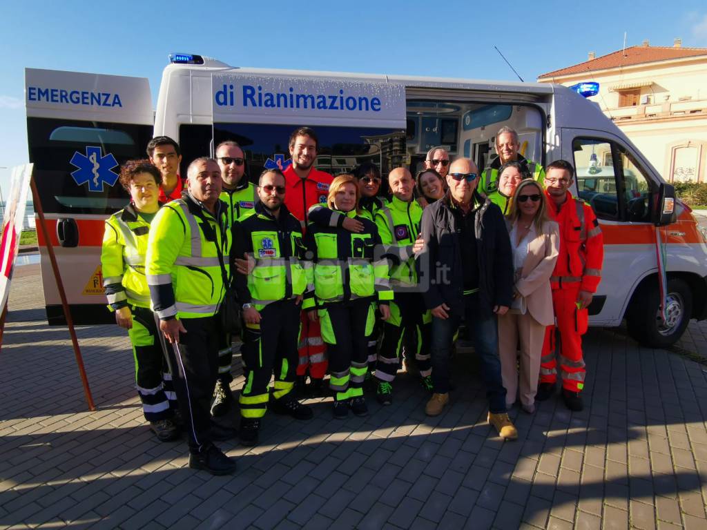 Inaugurata nuova ambulanza di Ospedaletti Emergenza, l’ha donata la donna più longeva della provincia