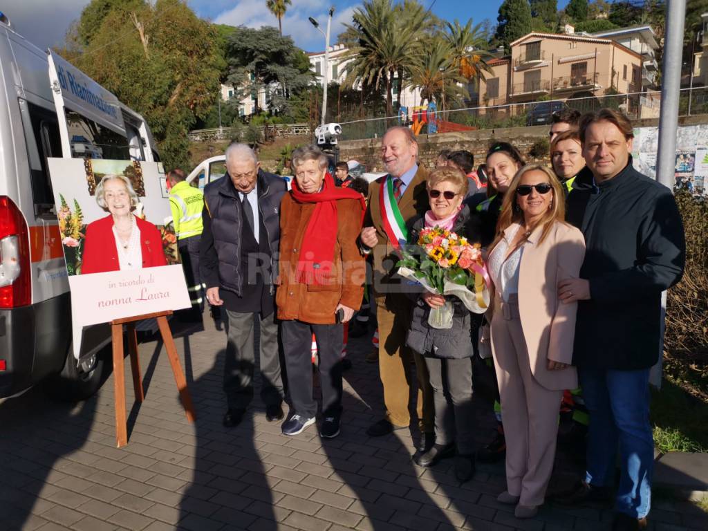 Inaugurata nuova ambulanza di Ospedaletti Emergenza, l’ha donata la donna più longeva della provincia