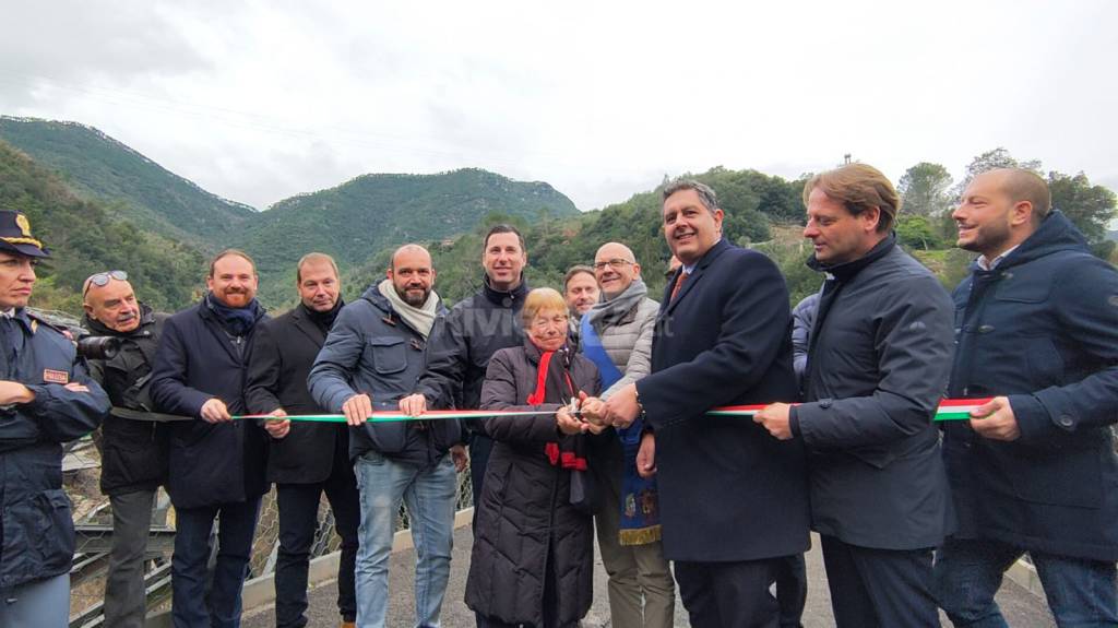 Rocchetta inaugurato il ponte Bailey