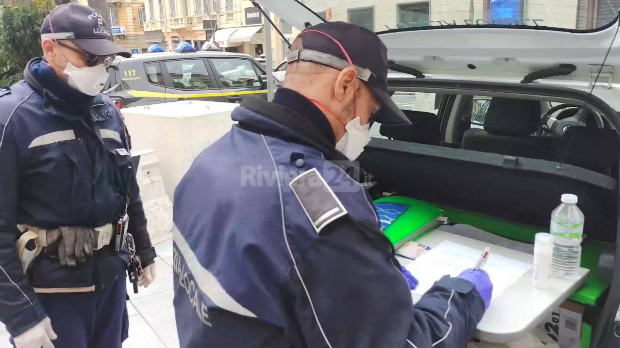 Rafforzati i controlli anti-assembramento nel fine settimana: in azione polizia, carabinieri e Guardia di finanza