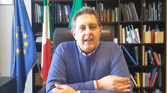 Coronavirus, Toti: «Sul trasporto pubblico il governo non ha ancora fatto nulla ma Cgil ligure riesce a difenderlo»