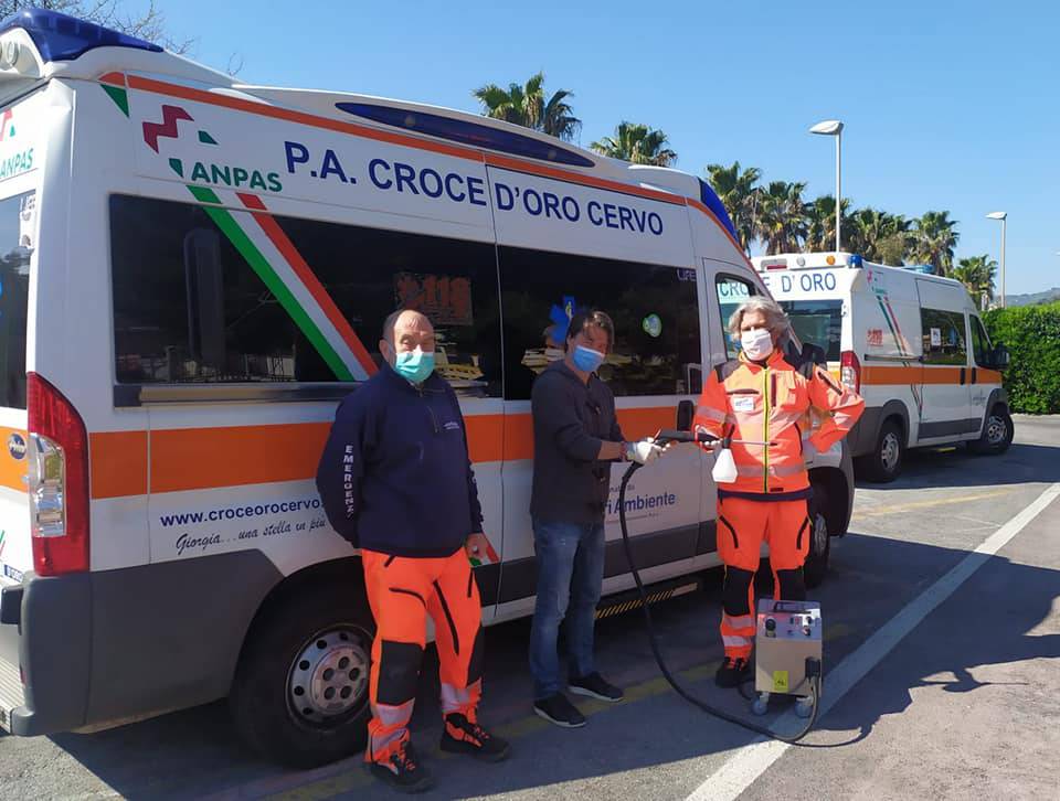 Imperia, i lavoratori di Olio Carli donano fondi alla Croce d’Oro. Lettera aperta dei volontari