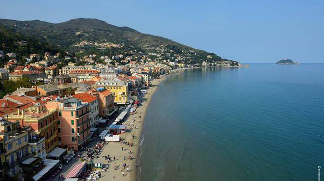 Alassio, l’amore che resta: un video promozionale per rilanciare il turismo e il portale VisitAlassio