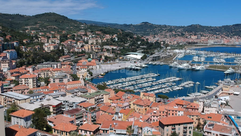 Imperia, chiamata di imbarco per un marittimo a bordo di un’unità da pesca