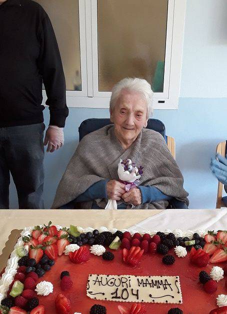 Vallecrosia, Elena Suffia compie 104 anni a Casa Rachele