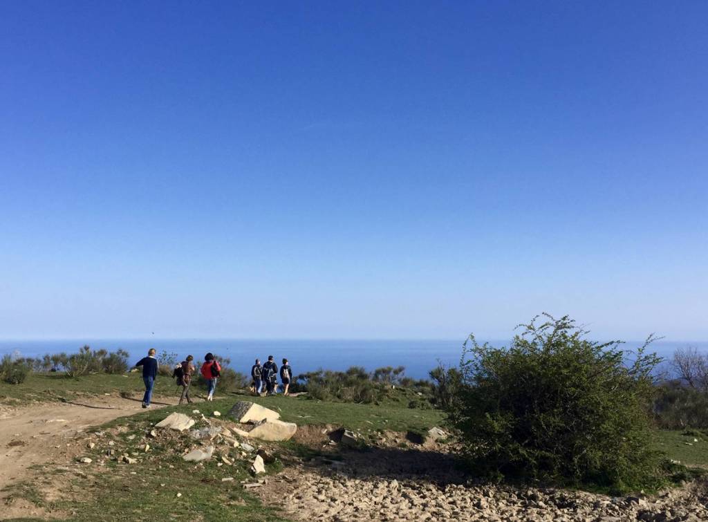 San Bartolomeo al Mare, l’emergenza Covid-19 non ferma “Sui sentieri del Golfo”