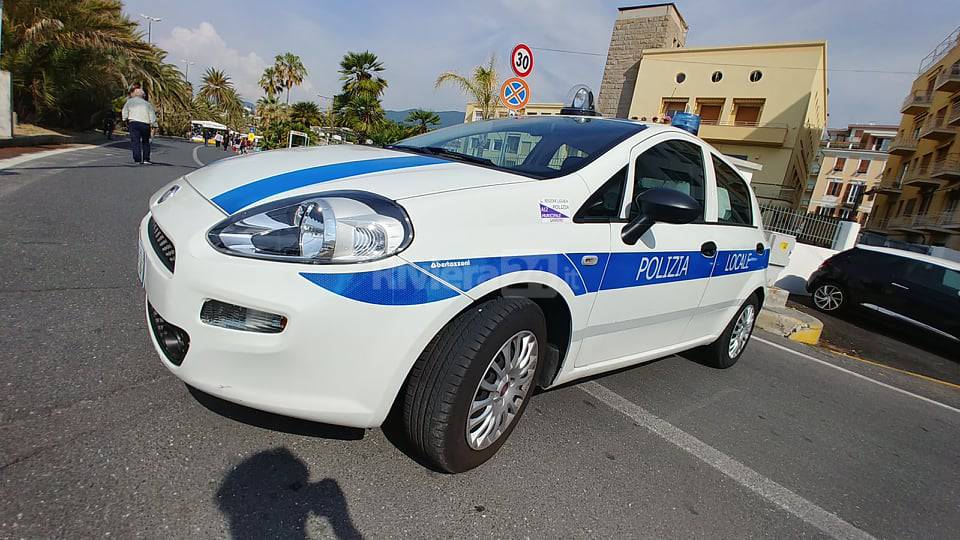 Sanremo, ragazzino investito in via Zeffiro Massa