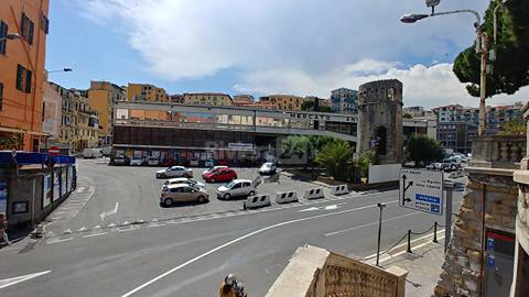 sanremo piazza eroi parcheggi mercato annonario