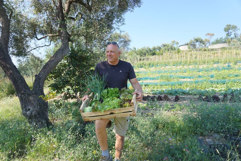 Imperia, le colline dell’Armanna e Romita ritornano a splendere